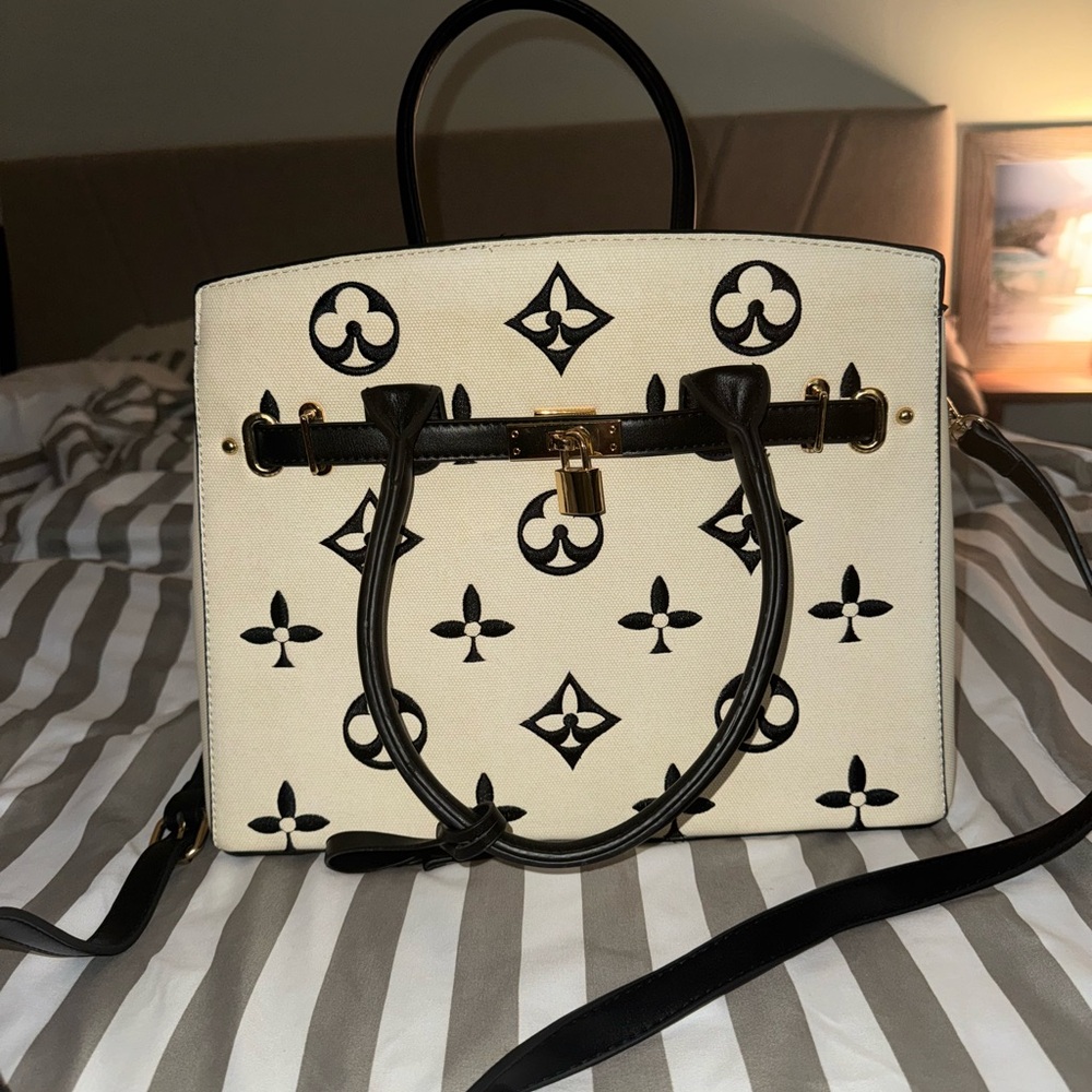Boutique Cream and Black Handbag